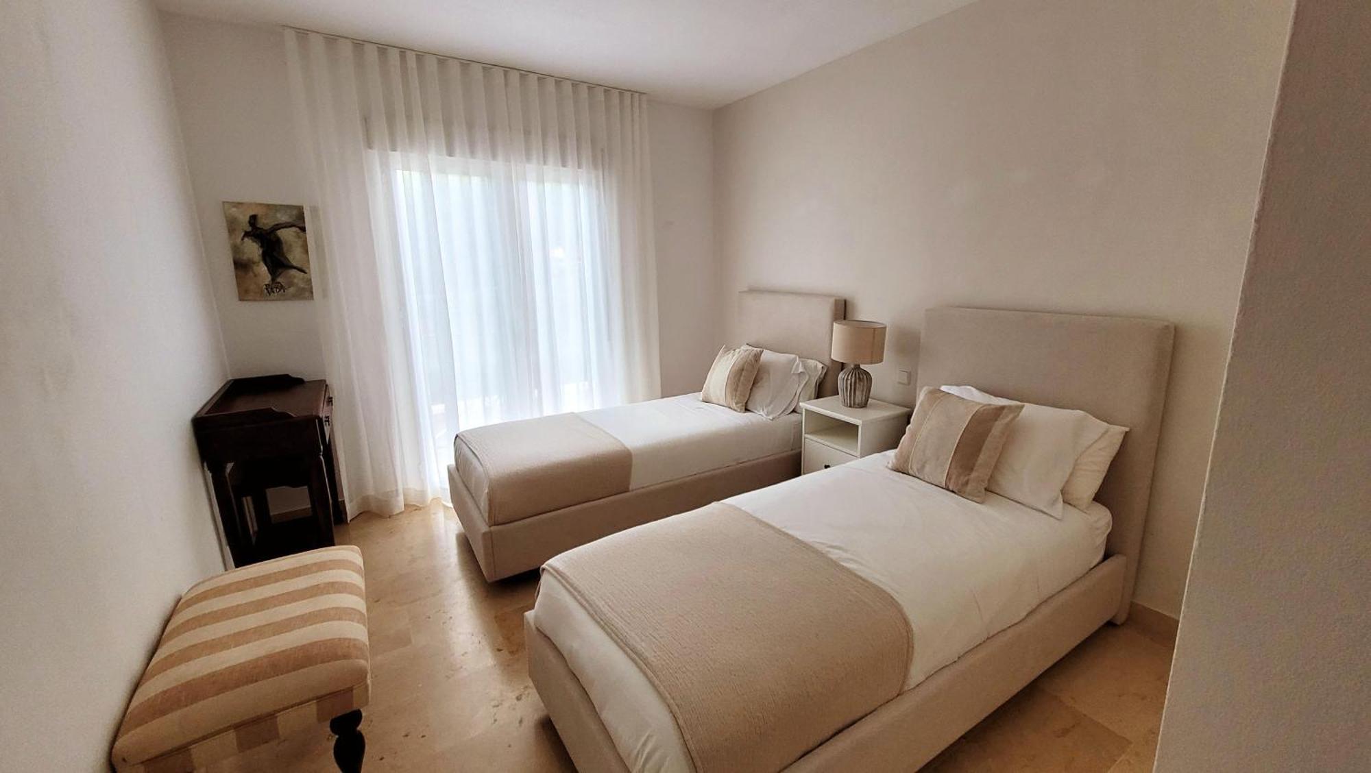 Apartment In El Presidente Beach Side New Golden Mile Estepona Ngoại thất bức ảnh